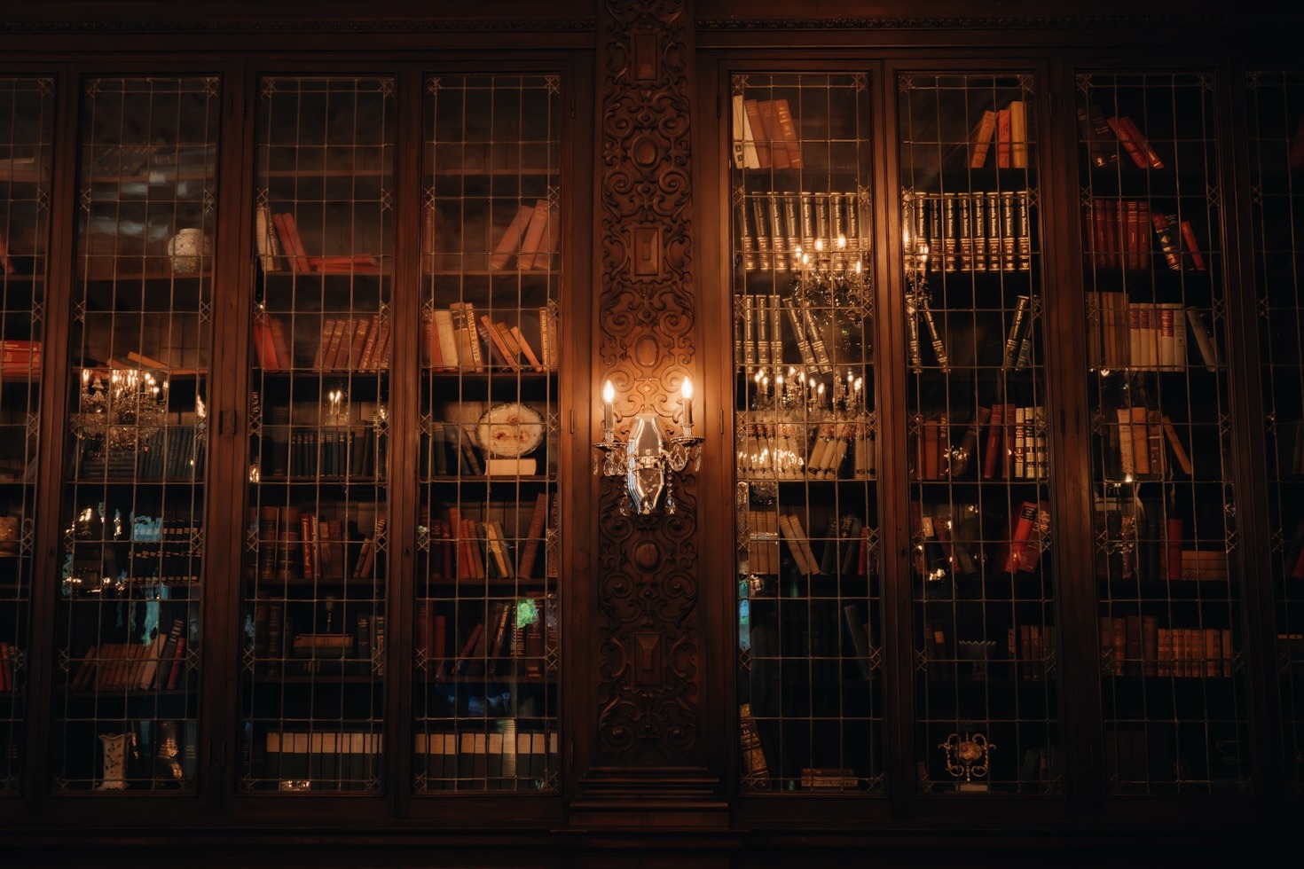 How to Navigate a Digital Archive Effectively